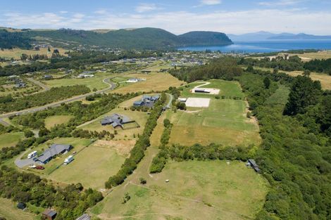 Photo of property in Tauhara Ridge Drive, Richmond Heights, Taupo, 3330