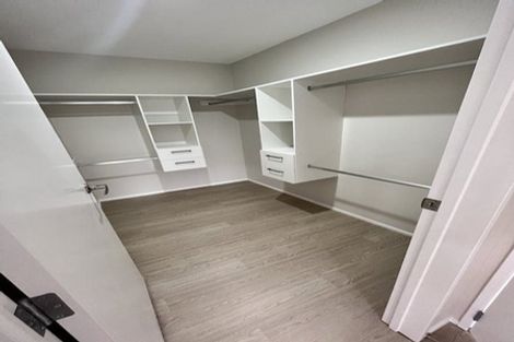 Photo of property in 28d Halberg Street, Glenfield, Auckland, 0629