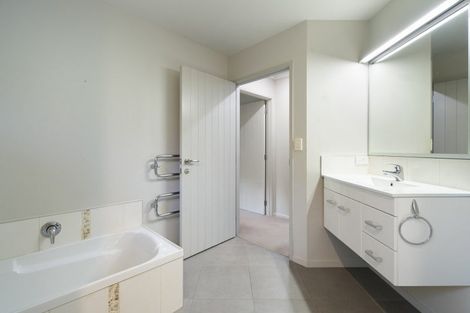 Photo of property in 39 County Heights Drive, Aokautere, Palmerston North, 4471