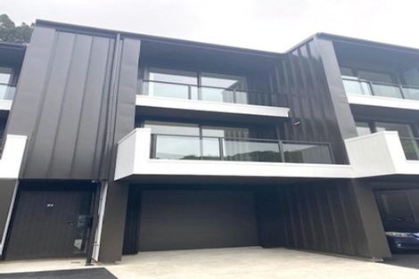 Photo of property in 23 Rua Kai Way, Brooklyn, Wellington, 6021