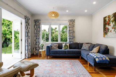 Photo of property in 142 Williams Street, Cambridge, 3434