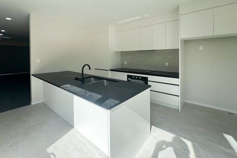 Photo of property in 16 Yellow Pear Lane, Karaka, 2578