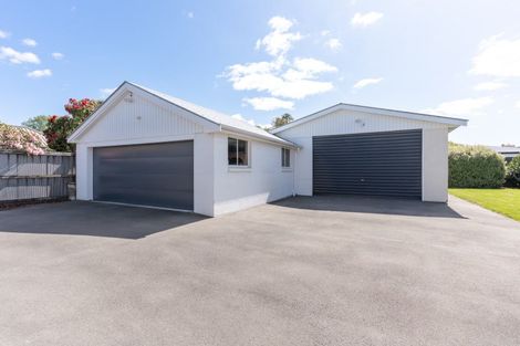 Photo of property in 106 Aorangi Road, Bryndwr, Christchurch, 8053
