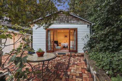 Photo of property in 15 Huia Road, Titirangi, Auckland, 0604