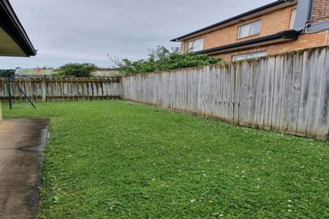 Photo of property in 32a Rimu Street, New Lynn, Auckland, 0600