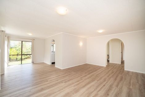 Photo of property in 765 Makerua Road, Tokomaru, Palmerston North, 4474