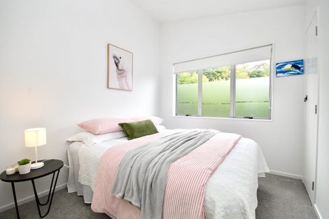 Photo of property in 21 Kia Ora Road, Beach Haven, Auckland, 0626