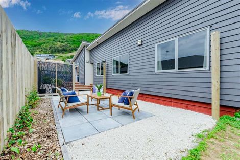 Photo of property in 10 Matuhi Street, Waikanae, 5036