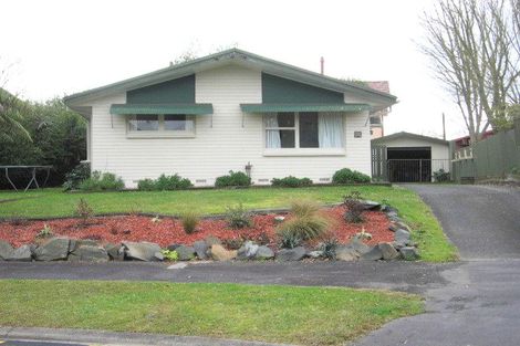Photo of property in 27 Casper Street, Fairfield, Hamilton, 3214
