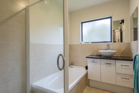 Photo of property in 19b Ogle Crescent, Te Kamo, Whangarei, 0112