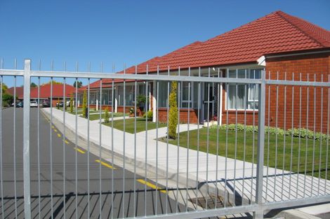 Photo of property in 12 Golf Links Road, Shirley, Christchurch, 8061