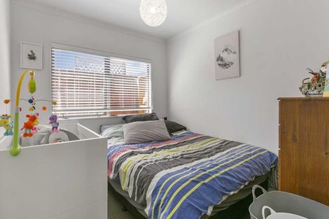 Photo of property in 7 Minaret Drive, Bucklands Beach, Auckland, 2014