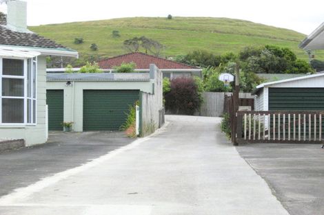 Photo of property in 14 Dalry Place, Mangere Bridge, Auckland, 2022