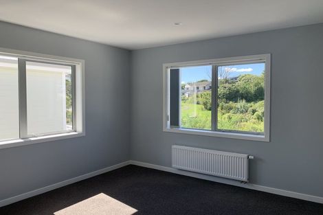 Photo of property in 4 Glide Lane, Whitby, Porirua, 5024