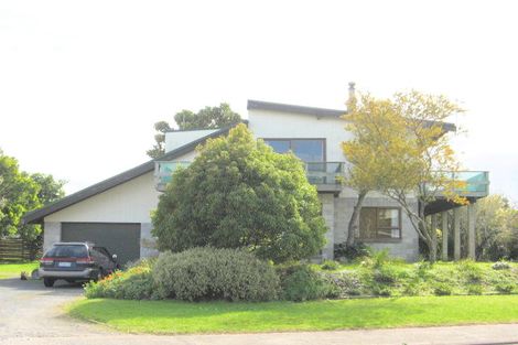 Photo of property in 11 Jackman Avenue, Whitianga, 3510