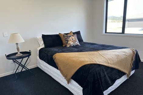 Photo of property in 35 Admiralty Drive, Haruru, 0204