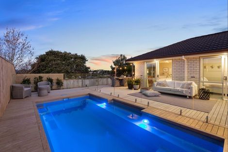 Photo of property in 43 Beachwood Drive, Hatfields Beach, Orewa, 0931