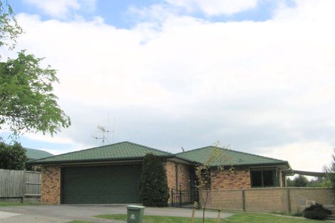 Photo of property in 16 Montana Drive, Pyes Pa, Tauranga, 3112