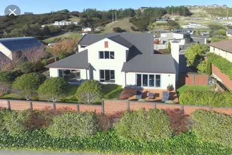 Photo of property in 19 Navigation Drive, Whitby, Porirua, 5024