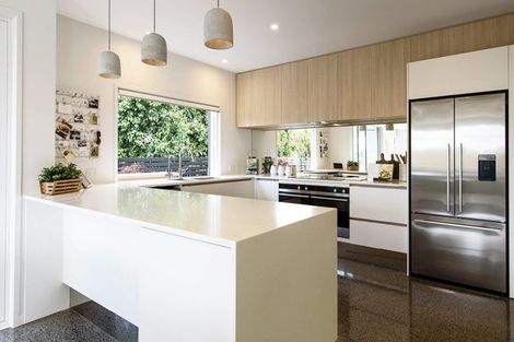 Photo of property in 11 Ngaroma Crescent, Whitianga, 3510