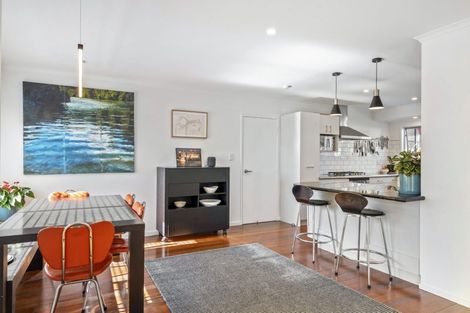 Photo of property in 2/193 Lake Road, Belmont, Auckland, 0622