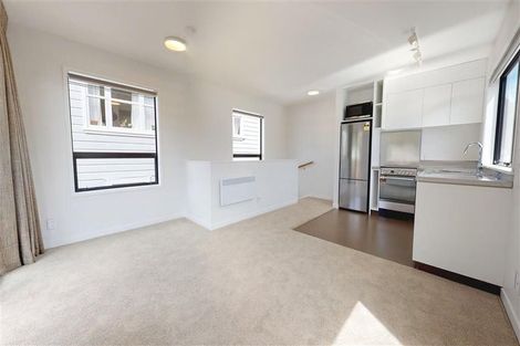 Photo of property in 17u3 Nairn Street, Mount Cook, Wellington, 6011