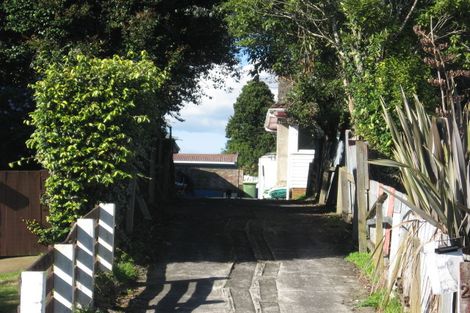 Photo of property in 25 Heybridge Street, Manurewa, Auckland, 2102