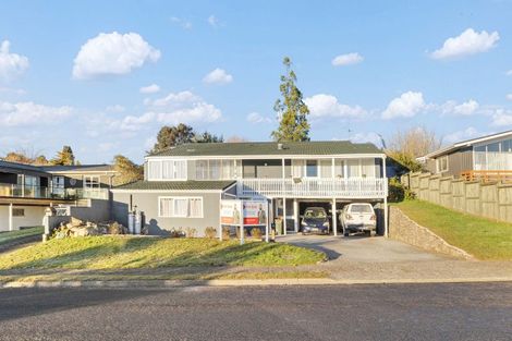 Photo of property in 9 Wychwood Crescent, Springfield, Rotorua, 3015