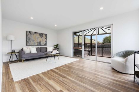 Photo of property in 1/40a Chipping Lane, Redwood, Christchurch, 8051