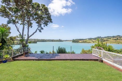 Photo of property in 6 Mara Kai Lane, Raglan, 3225