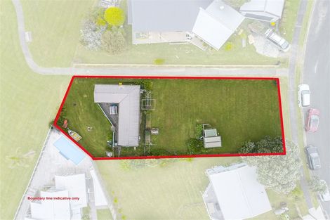 Photo of property in 24 Kahurangi Place, Snells Beach, 0920