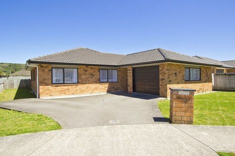 Photo of property in 5 Fraser Colman Grove, Wainuiomata, Lower Hutt, 5014