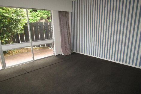 Photo of property in 4 Kereru Street, Two Mile Bay, Taupo, 3330