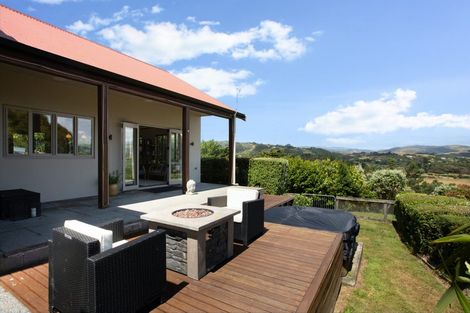 Photo of property in 407 Grays Road, Pauatahanui, Porirua, 5381