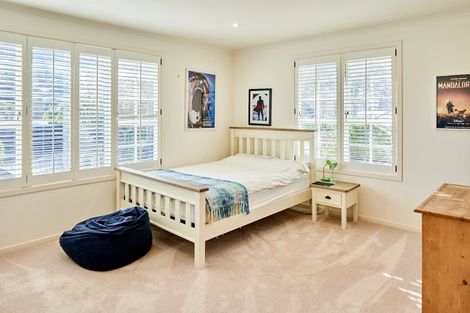 Photo of property in 25 Cheviot Road, Lowry Bay, Lower Hutt, 5013