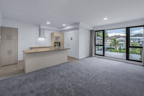 Photo of property in 15/11 Carlos Drive, Flat Bush, Auckland, 2016