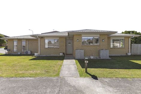 Photo of property in 9 Neesons Way, Glendene, Auckland, 0602