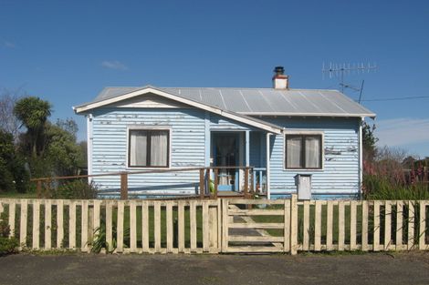 Photo of property in 2 Mackley Street, Wairoa, 4108
