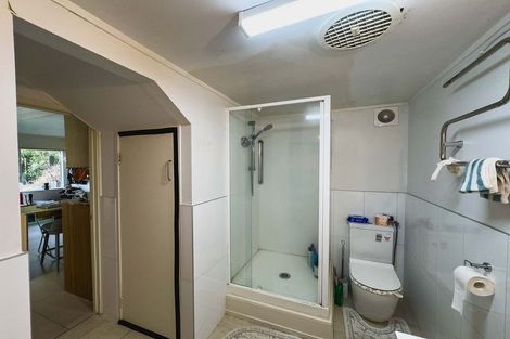 Photo of property in 32 Rosalind Road, Glenfield, Auckland, 0629