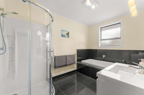 Photo of property in 20 Walter Park, Whakatane, 3120