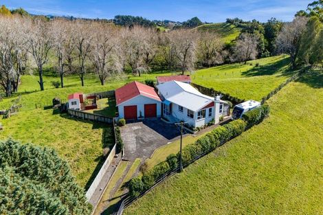 Photo of property in 558 Mangorei Road, Mangorei, New Plymouth, 4371