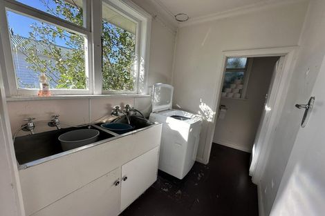 Photo of property in 10 Quinn Road, Levin, 5510