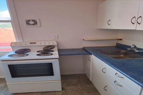 Photo of property in 98 Constable Street, Newtown, Wellington, 6021