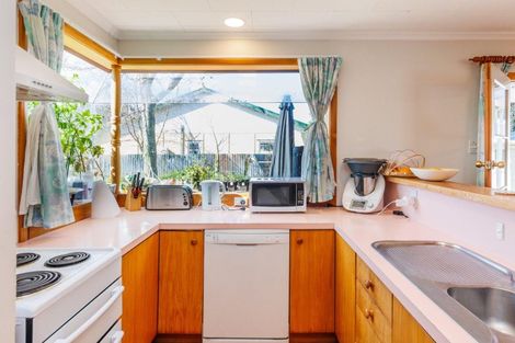 Photo of property in 27 Winchester Street, Awapuni, Palmerston North, 4412
