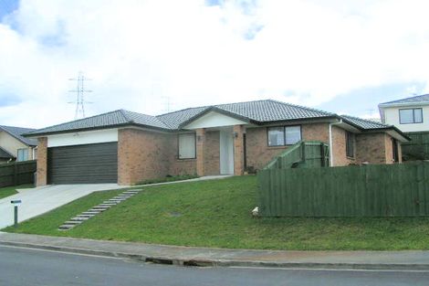 Photo of property in 1 Killygordon Place, Massey, Auckland, 0614