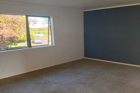 Photo of property in 1 Barnett Place, Te Puke, 3119