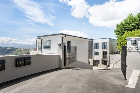 Photo of property in 25u7 Thane Road, Roseneath, Wellington, 6011