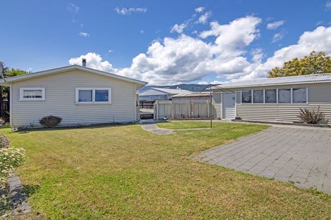 Photo of property in 15a Chisnall Street, Richmond, 7020