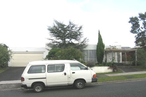 Photo of property in 23 Porritt Avenue, Chatswood, Auckland, 0626