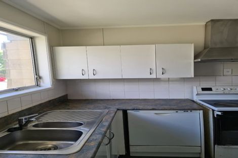 Photo of property in 28 Leo Street, Glen Eden, Auckland, 0602